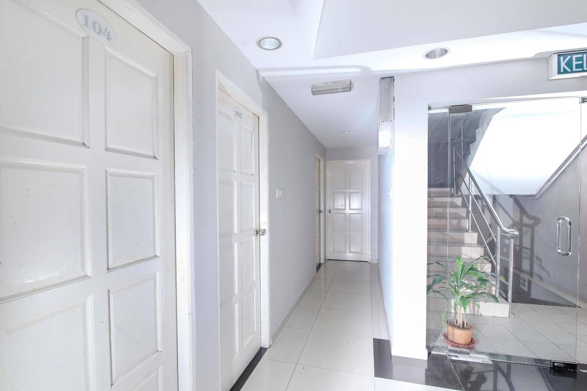 Nice Stay Three Six Five Services Kuching Exterior photo